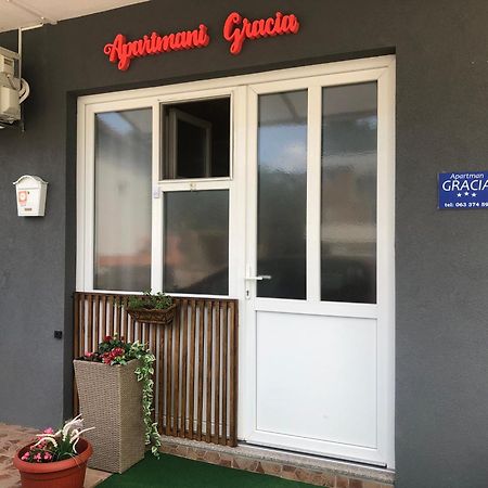 Gracia Apartment Яйце Екстериор снимка